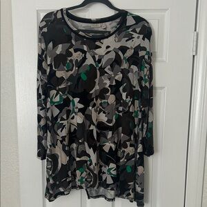 LOGO by Lori Goldstein Multicolor Floral Tunic